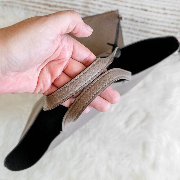 RALPH LAUREN SET REVERSIBLE BLACK & TAUPE TOTE + MATCHING WRISTLET ZIP POUCH - Picture 4 of 14